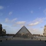 Il Louvre vuoto per il coronavirus